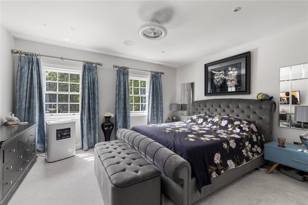 Principal Bedroom