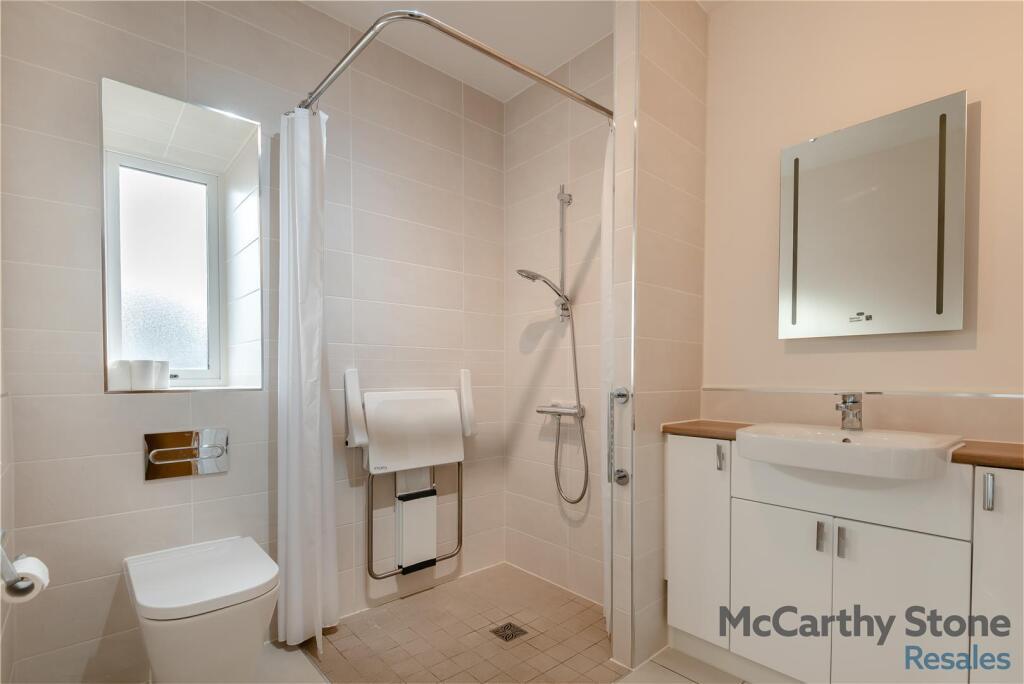 8668183-interior22.jpg