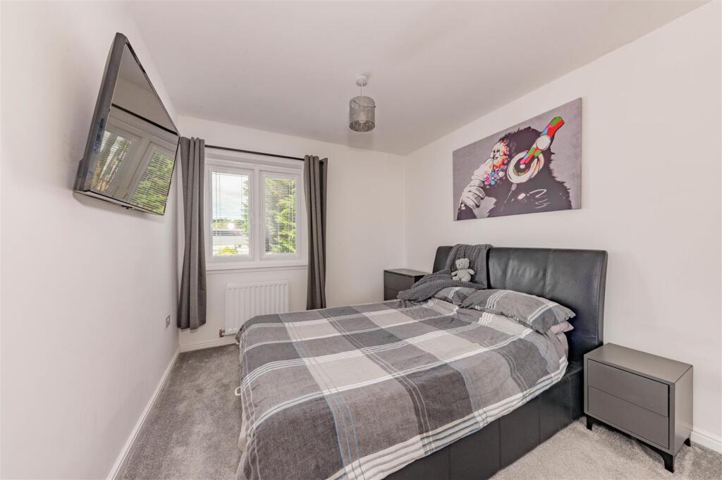 3 Greenhill Crescent Dundee-11.JPG