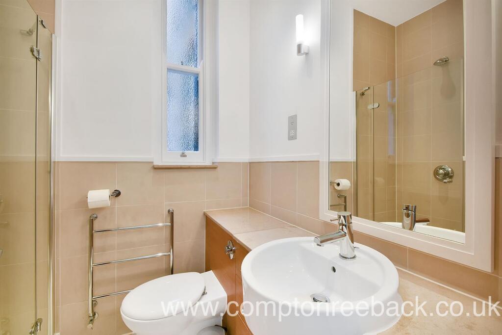 Mansions - Shower - Original.jpg