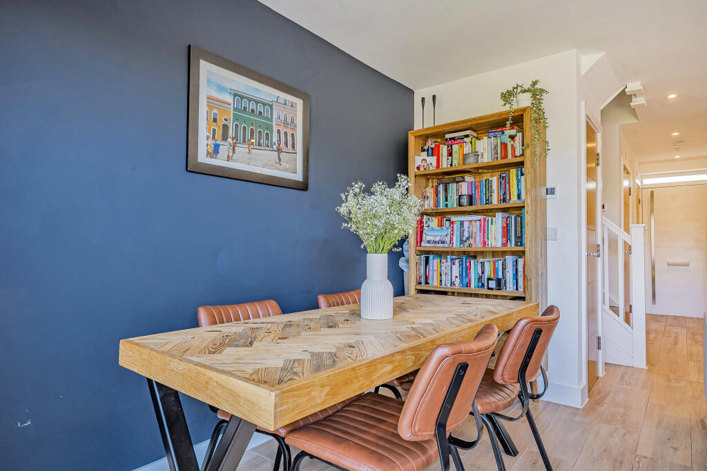 8-681e38afa4a10-1287636-ARW-8