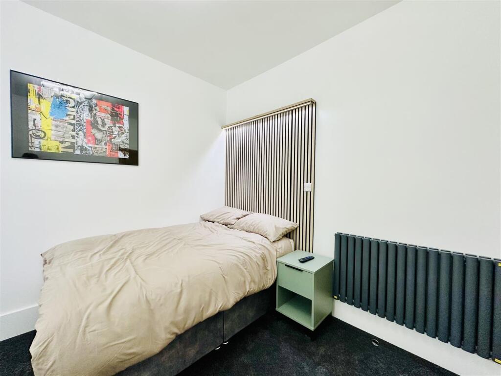 Room 4