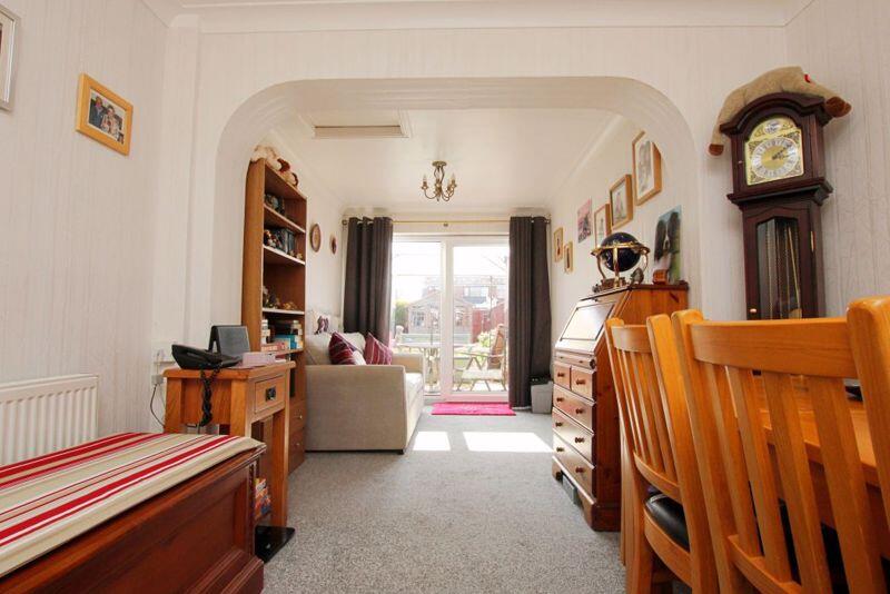 Dining room/family room