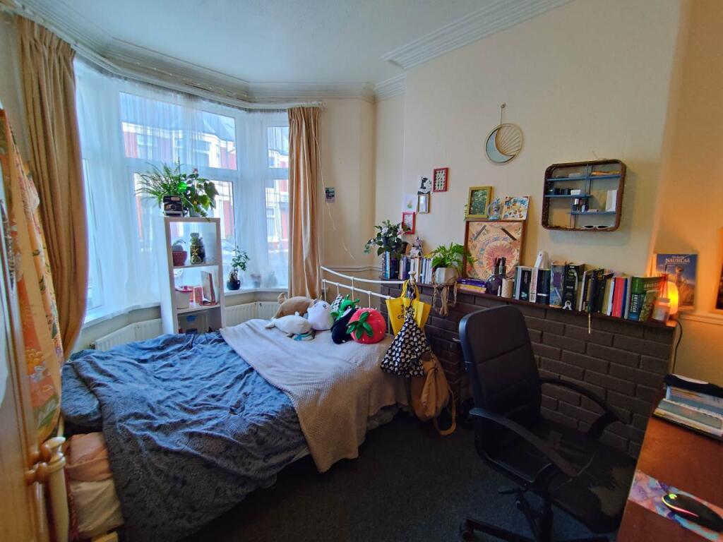 Ground floor bedroom