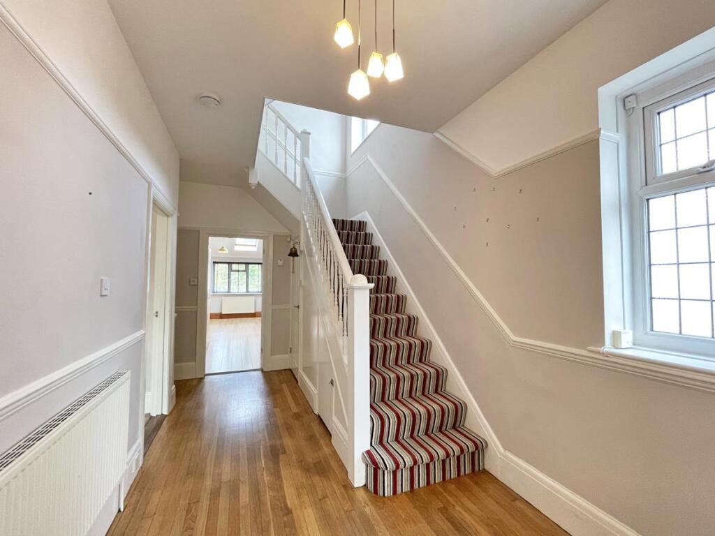 Torland Road 60 - Hall.jpg