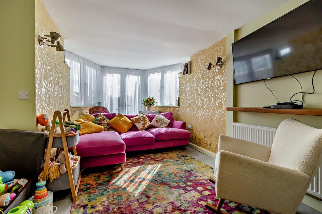 8663003-interior10-800.jpg