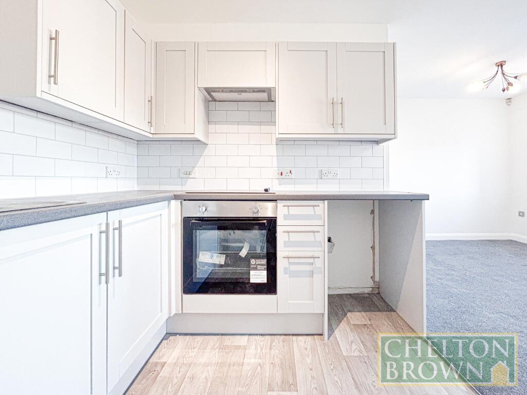 Kitchen/Living Area