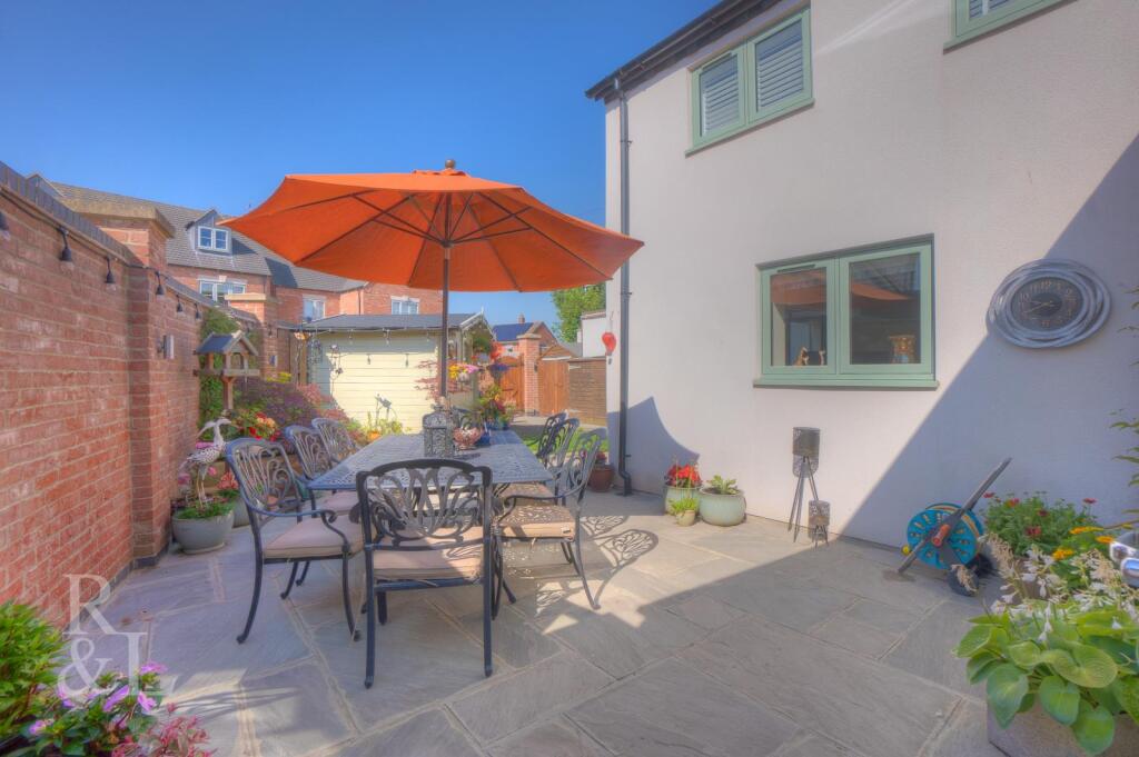 Chapel Street (18).jpg