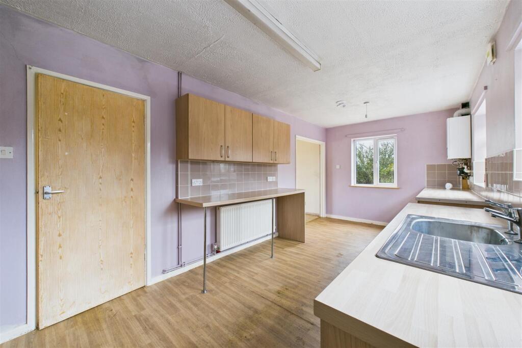 85 Stirtingale Road, Kingsway, Bath BA2 2NG | Free