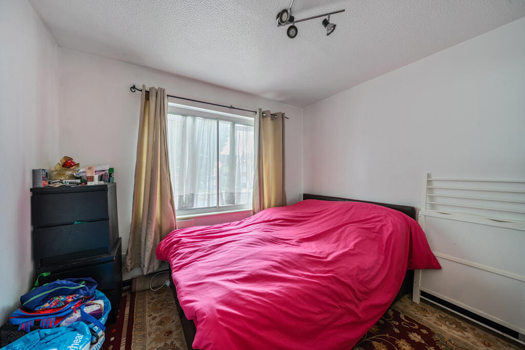 1334925-7-6893975...