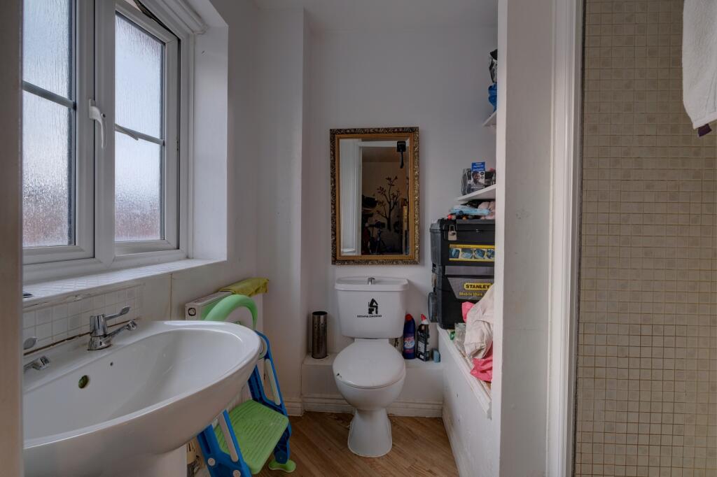 IMAGE 10