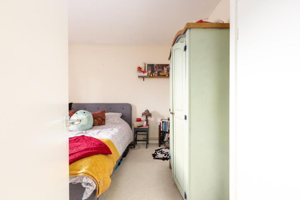 54 Cutler Road, BS13-13.jpg