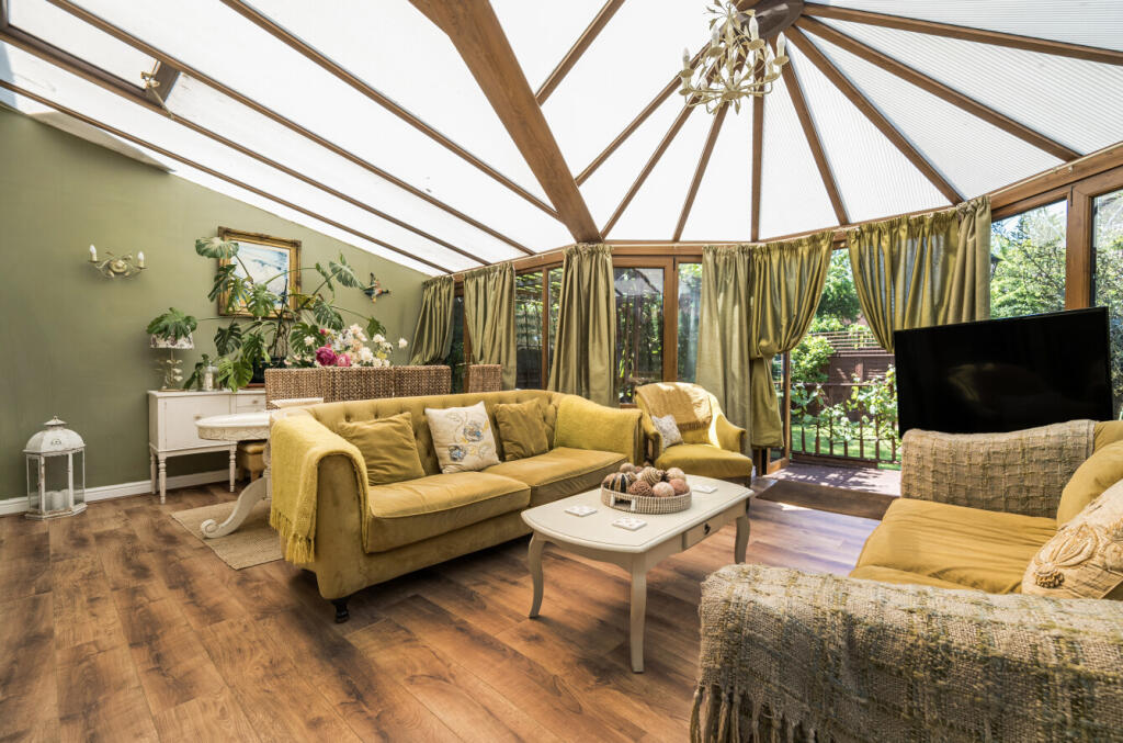 1287147-29-682481...