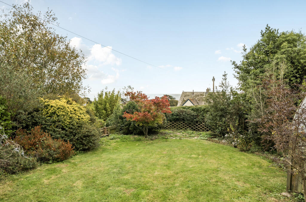 1359301-2-68ee1da...