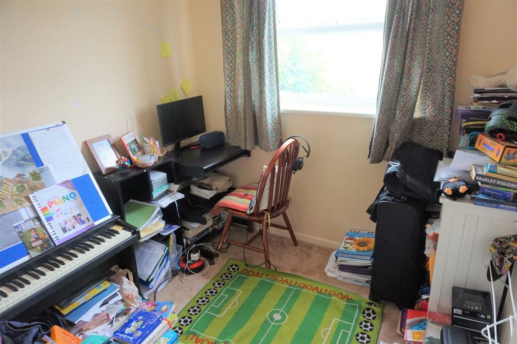 Bedroom 3.JPG