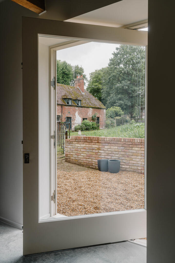 302693 - Eastry Court Lane_High Res-10.jpg