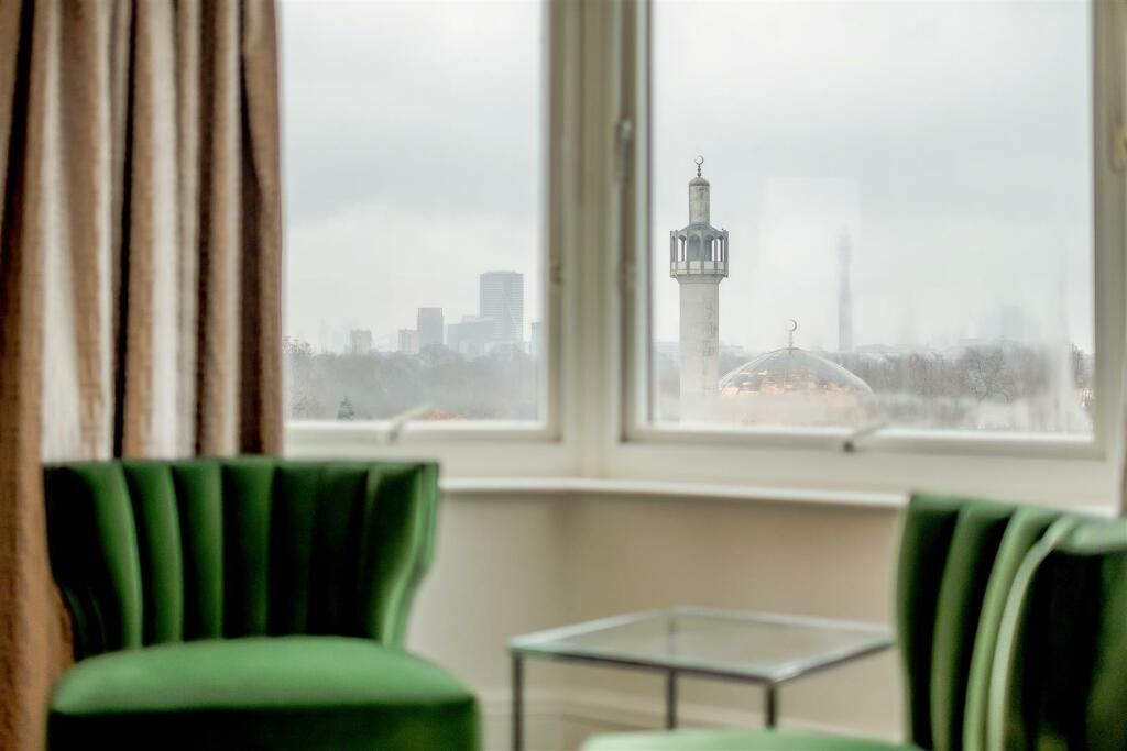 8447041-interior49.jpg