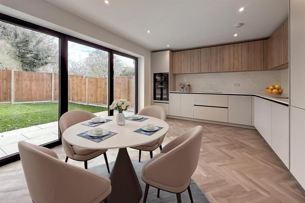 5RoseGardens-13 - Kitchen - Standard - 15.jpg