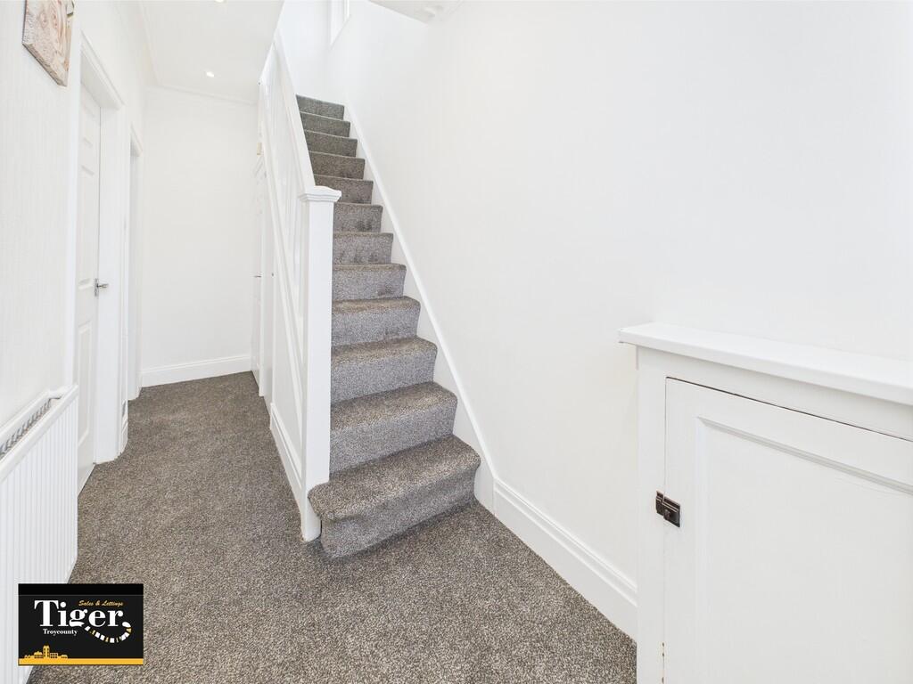 CAM02176G0-PR0574...