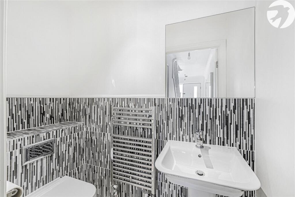 Ground Floor Wc