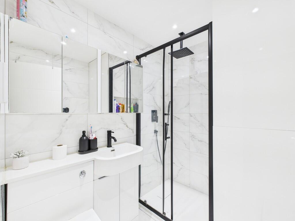 CAM04175G0-PR0061...