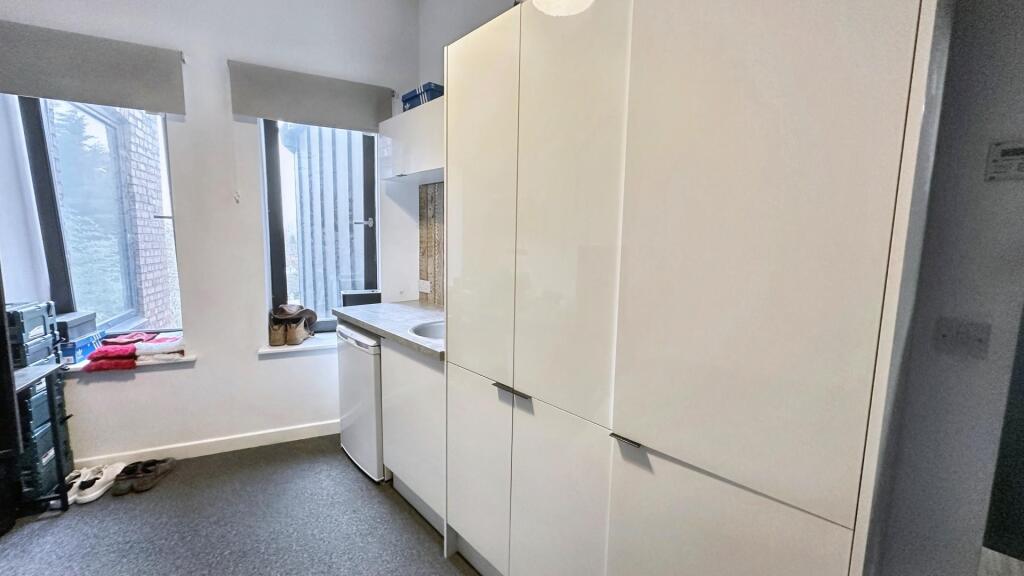 Y55TMJ_4Z0SxakFS4DRmog