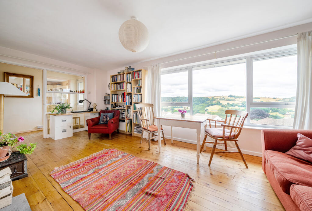 1328085-15-687f76...