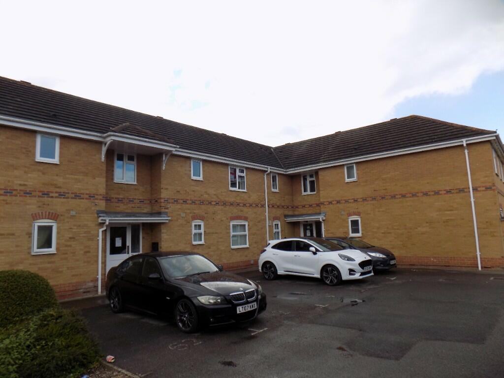 Wallace Drive, Wickford, Essex, SS12
