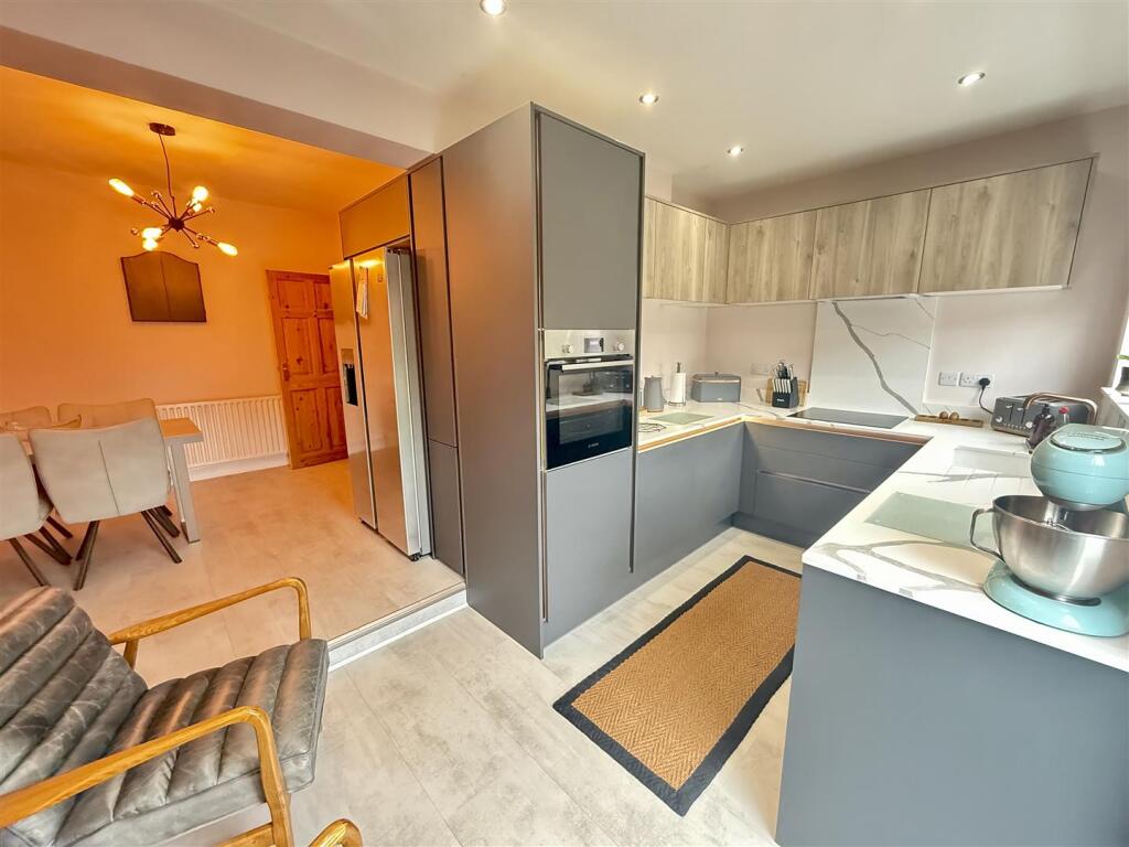 Kitchen Breakfast Room