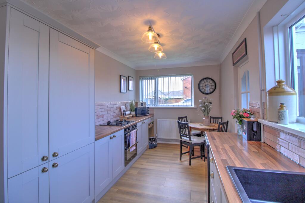 IMG_4278_79_80Interior3