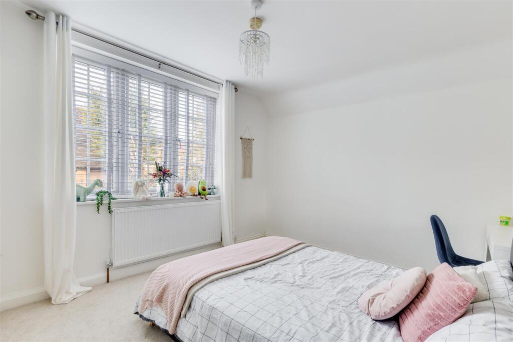 Pixmore Way 88-11.jpg