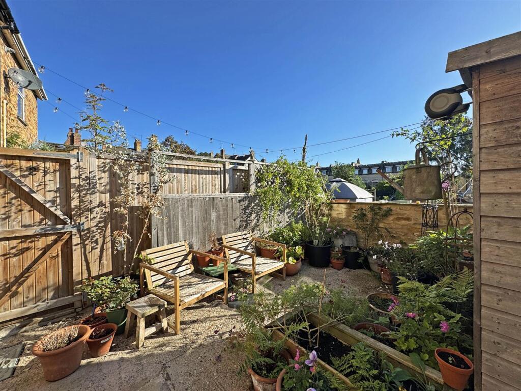 Courtyard Garden
