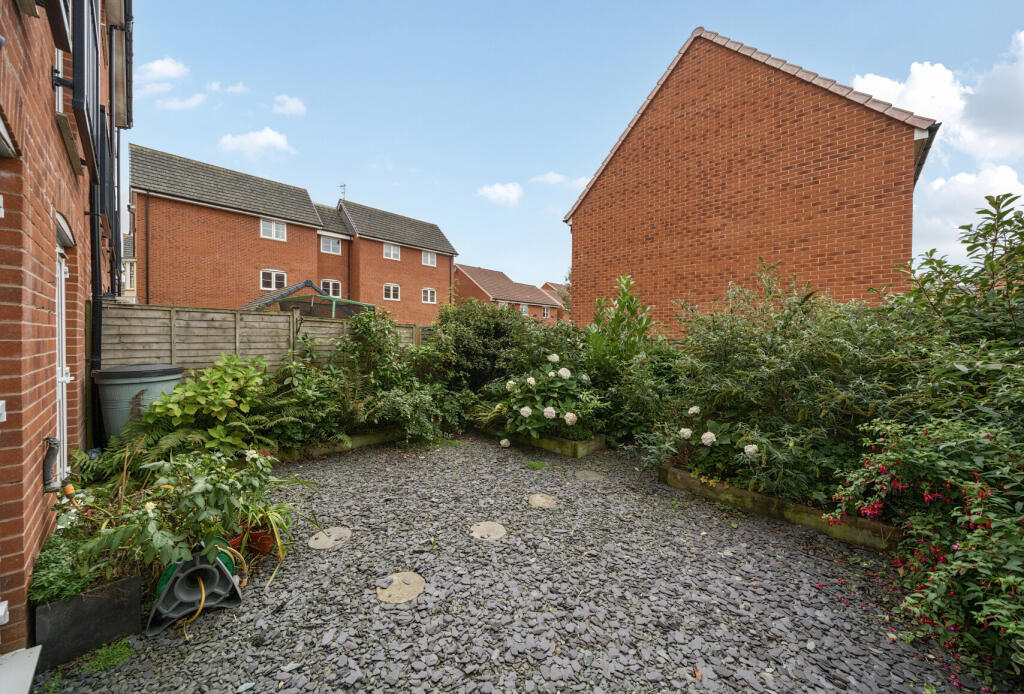 1362746-9-68e7b44...