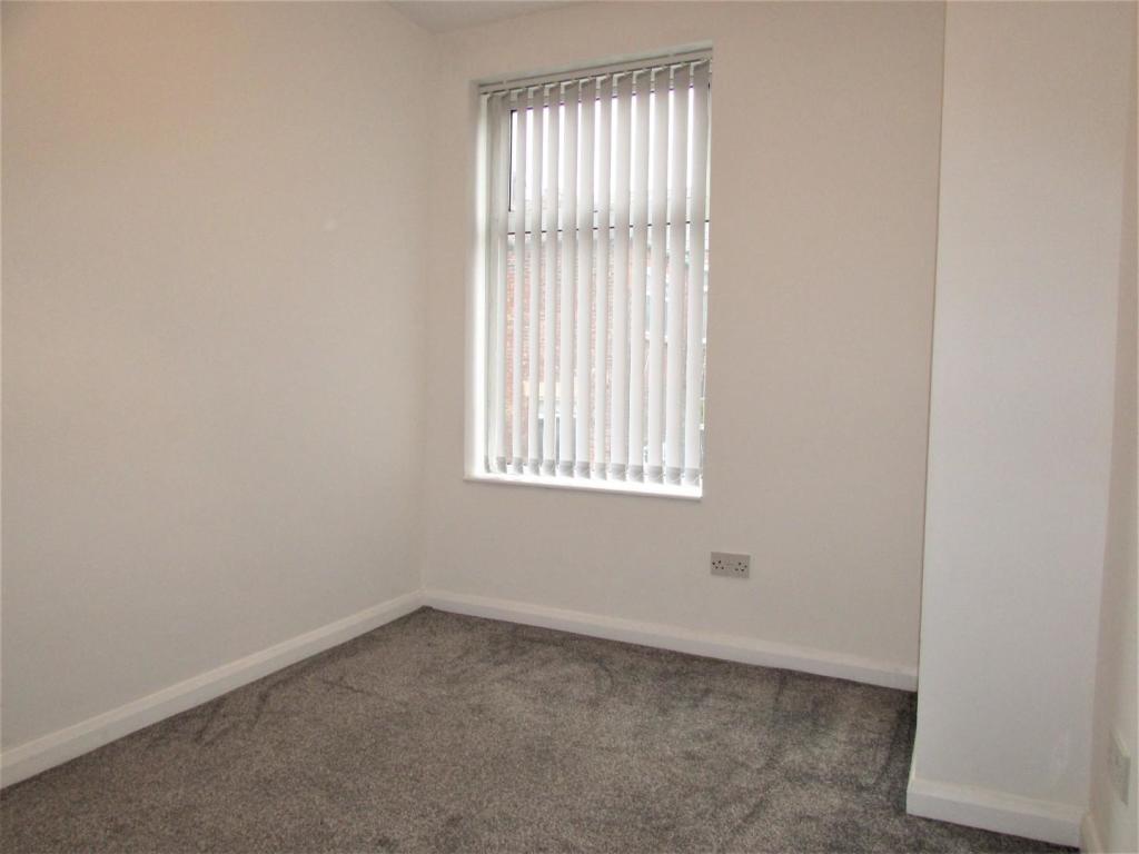 ElmSt23bed2.JPG