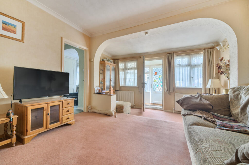 1330143-11-688744...