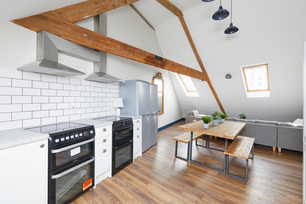 Shoe &amp; Boot Factory, Flat 20 Kitchen 1