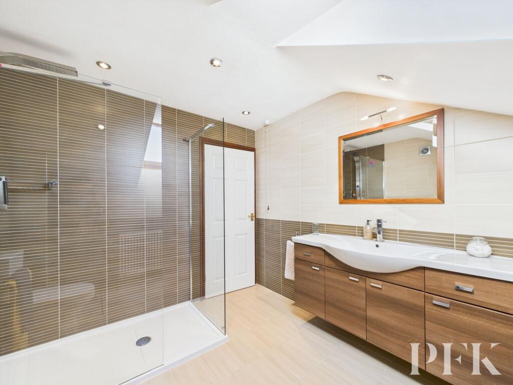 Ensuite Shower Room - Bedroom 2