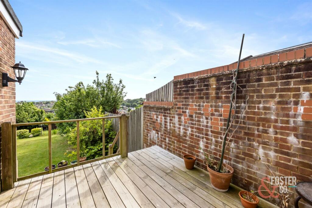 Sandringham Close_5-020.jpg