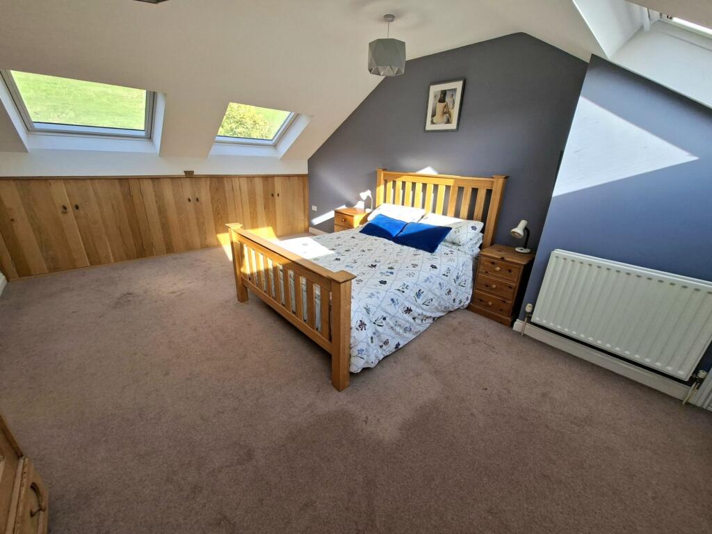 Main Double Bedroom