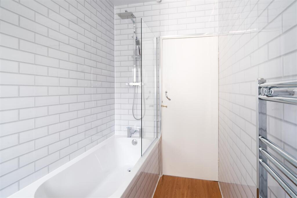 Bathroom-2.jpg