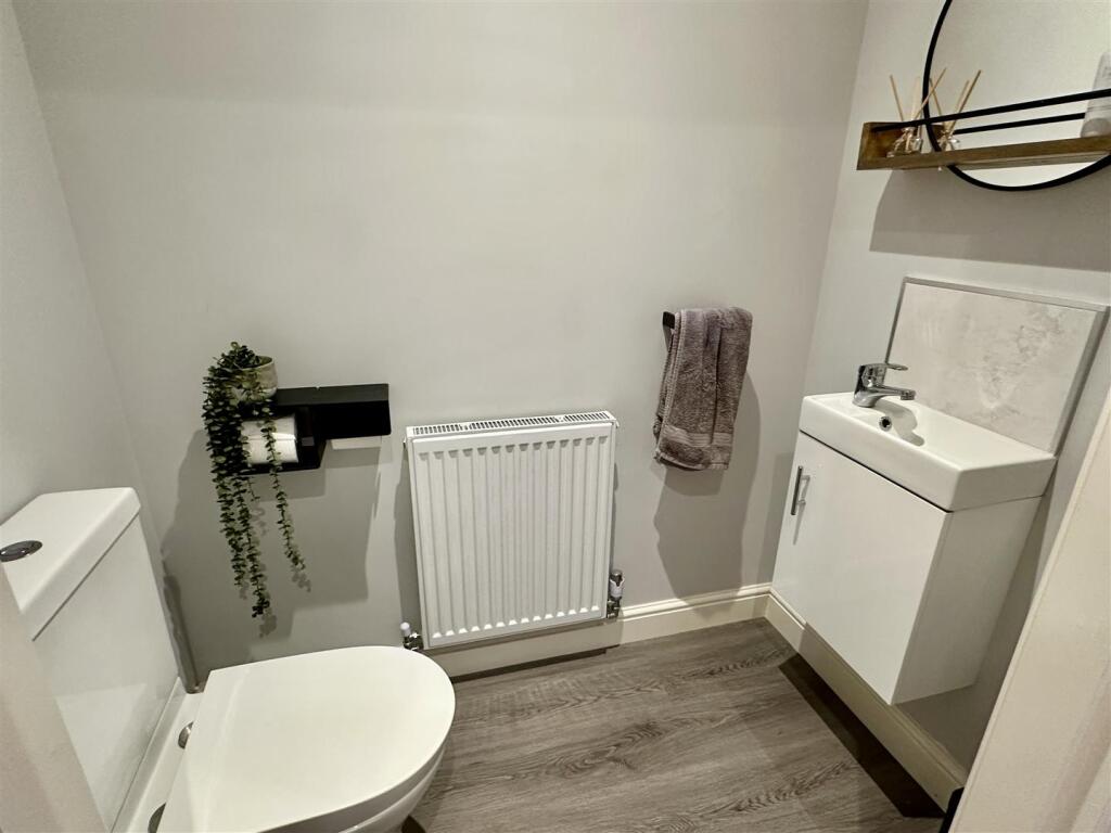downstairs wc
