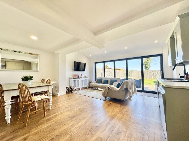 Kitchen living space 2