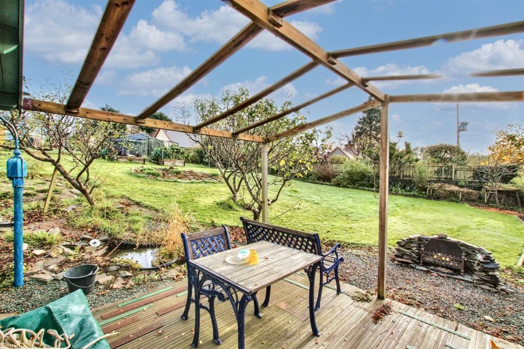 decking at log cabin