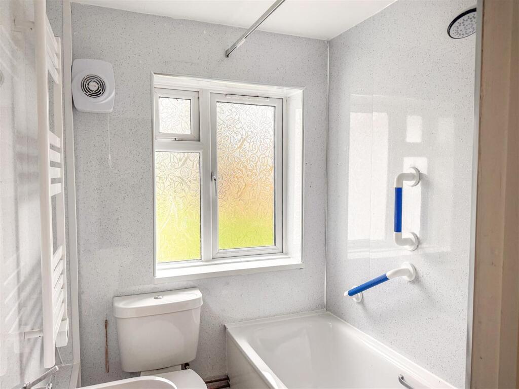 5 Queens Hayes, Willey Lane Sticklepath, Okehampto