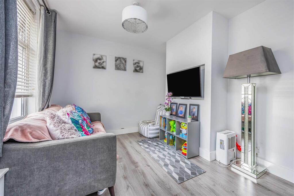 53 Jervis Road, Portsmouth-Small-PorticoMarketing-