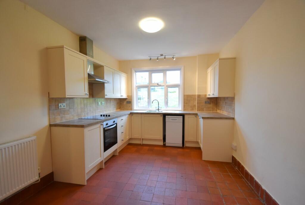 Crediton Seddons
