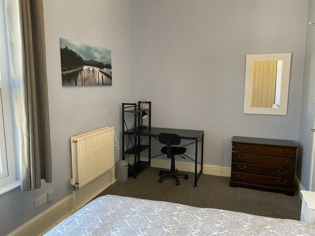 Room 3 USF (2).JPG