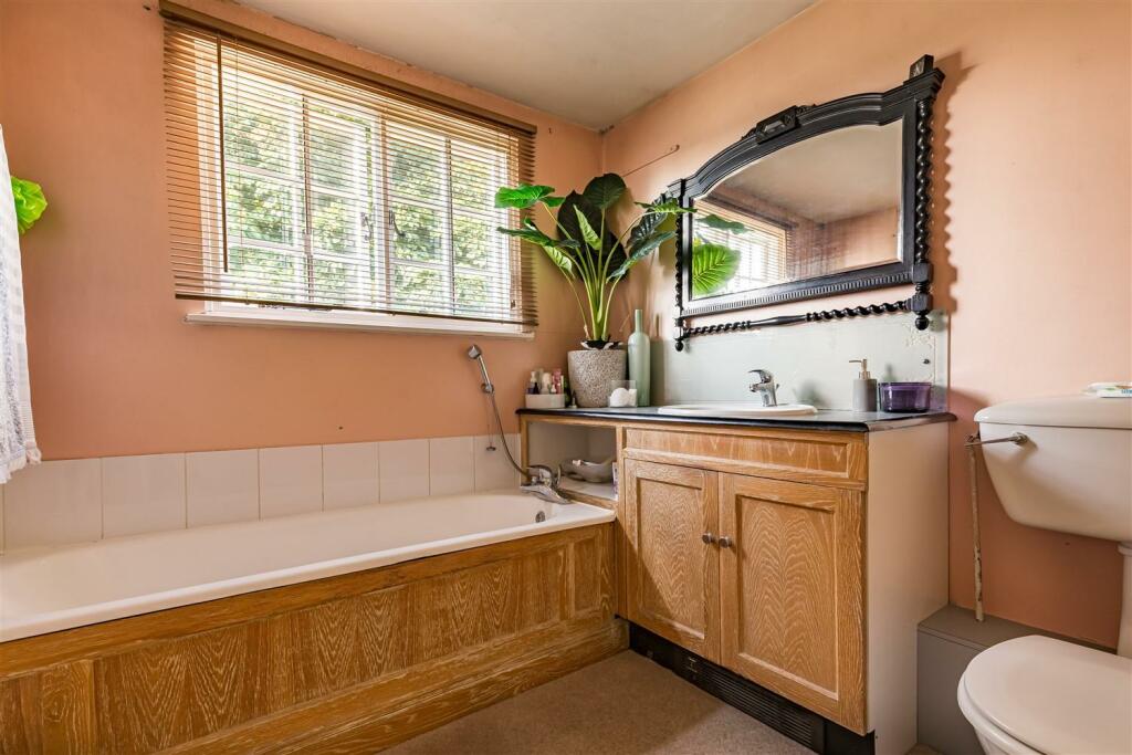 1  Lilac Cottages (12).jpg