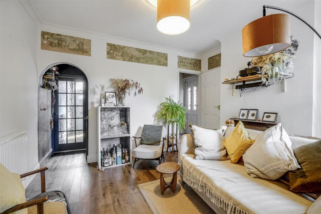 Dining/Sitting Room