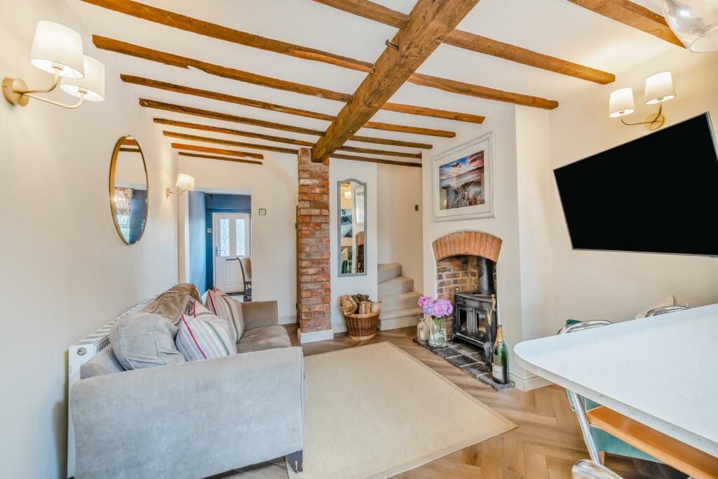 79 Chester Road - 015.jpg